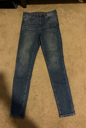 American Eagle light wash skinny jeans thumbnail 1