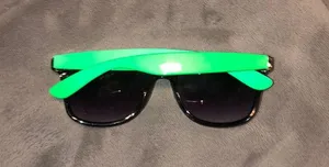 Sunglasses thumbnail 2