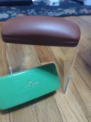 Sunglasses Cases From Kate Spade And Longchamp thumbnail 1