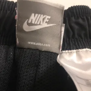 Nike -   windbreaker Track  pants Large thumbnail 8