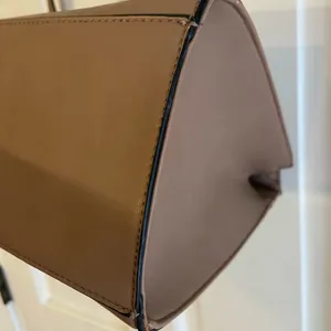 Kelly & Katie Handbag. NWOT thumbnail 7