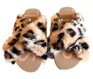 TOMS Faux Fur Leopard Slides Women’s Size 7 Slip-On Cozy Fuzzy Sandals thumbnail 1