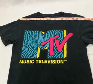 MTV Black Short Sleeves Graphic T-Shirt woman’s size medium thumbnail 6