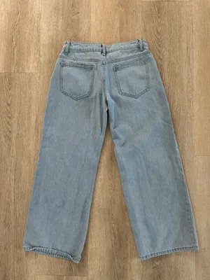 Low Rise Jeans thumbnail 5