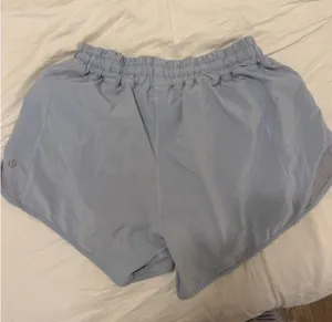 Lululemon Shorts Hotty Hot thumbnail 2