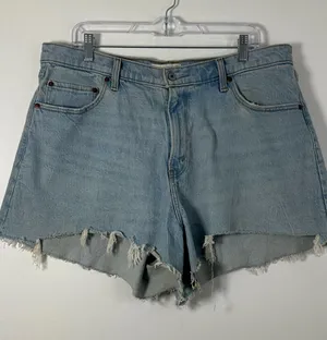 Abercrombie Curve Love High Rise Mom Jean Cutoff Shorts 33/16 Light Wash thumbnail 1