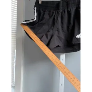 Adidas shorts size small thumbnail 3