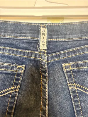 Ariat Selma midrise Flare Jeans sz 26 / 27 thumbnail 7