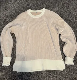 Sweater Tan Size M thumbnail 1