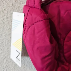 Zella Quilted Shoulder Bag in Fuchsia thumbnail 6