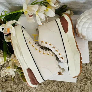 Boutique Funky Sole Sneakers thumbnail 1