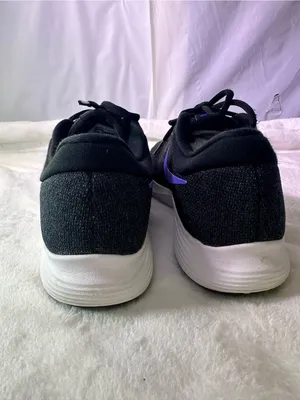 Nike Black Athletic Trainers with Purple Swoosh thumbnail 7