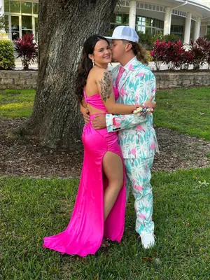 Gianni Bini Prom Dress thumbnail 4