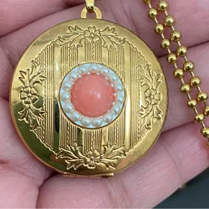Vintage Unsigned Gold-tone Ball Chain Locket Pendant Necklace thumbnail 7