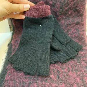 BP Nordstrom NEW Brushed Fringe Scarf & Fingerless Gloves Set Burgundy/Black thumbnail 4