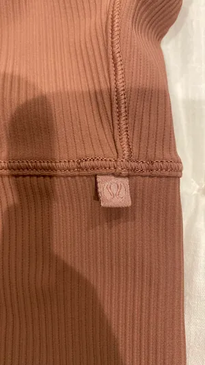 Lululemon Power Pivot Tank thumbnail 3