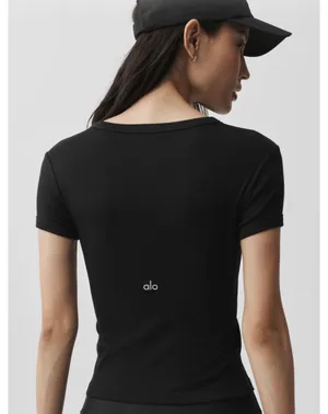 Alo Yoga Tee Black thumbnail 3