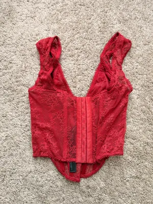 Urban Outfitters Top thumbnail 2