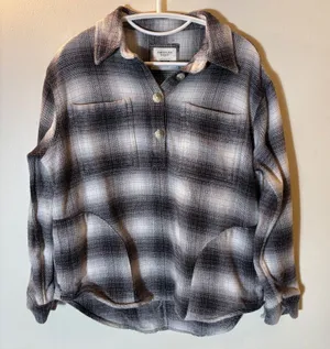 American Eagle Plaid Flannel Shirt Oversized‎ Fit Black White Grey Size Small thumbnail 1
