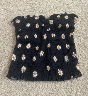 Rue 21 flower tube top thumbnail 1