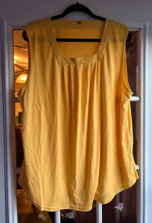 Women’s Yellow Sleeveless Scoop thumbnail 1