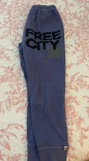 Free City Sweatpants thumbnail 1