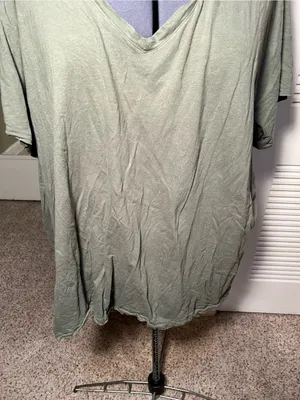 Ava & Viv Women’s Plus Sz 4X V-Neck T-Shirt Olive Green Short Sleeve 100% Cotton thumbnail 4