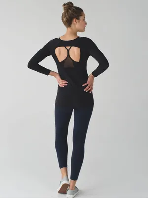 Lululemon Physically Fit Long Sleeve Tee thumbnail 2