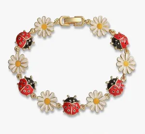Daisy & Ladybug Gold thumbnail 1
