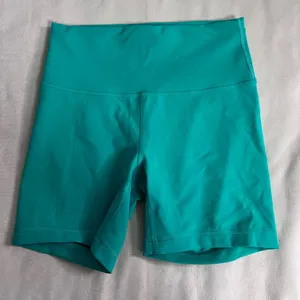 💚 Lululemon Align High-Rise Biker Shorts 8” Green | Size 8 | Yoga Athleisure thumbnail 1