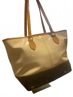 Dooney & Bourke Cream & Black colorblock 2 Tone Patent Leather Tote Ivory Heart thumbnail 5