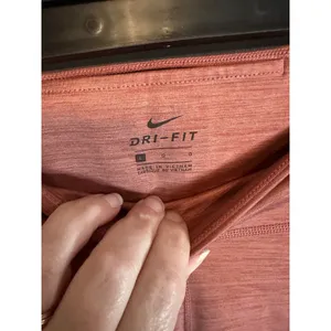 Nike Dri Fit‎ Cropped Leggings Coral Pink Heathered Athletic Workout Size L thumbnail 4