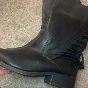 Steve Madden lace up boots black vegan leather 10 thumbnail 4