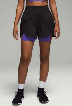 Lululemon Drop-In Pocket High-Rise Hiking Short 4" Black size 6 thumbnail 9