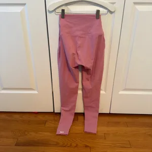 Set Active Luxform High Waisted Leggings in Light Pink thumbnail 3