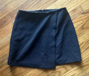 Gianni Bini Black Sleek Chic High-Rise Wrap Skirt Zip Front Size 2 thumbnail 1