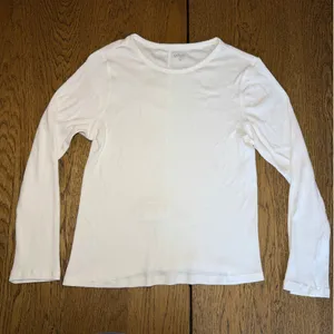 Quince Soft White Micro-Rib Long Sleeve T Shirt Size Medium Organic Cotton thumbnail 1