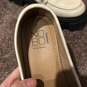 Y2K white chunky loafer with top chain thumbnail 7