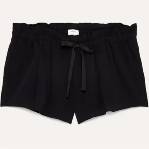 Wilfred Montrouge Shorts Crepe Paperbag Tie Waist Black Small Minimal Beachy thumbnail 4