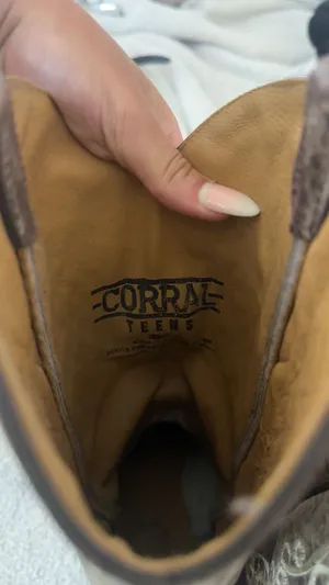 Justin Boots boots from boot barn. brand corral teens. size 5.5-6 fits big. thumbnail 3