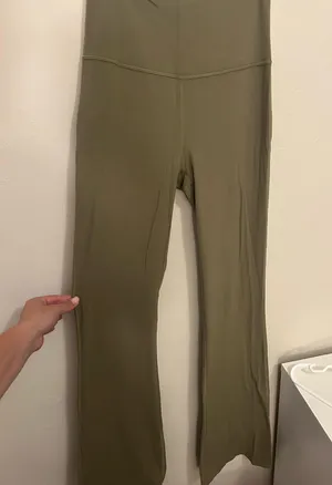 Lululemon Groove High-Rise Flare Nulu thumbnail 1