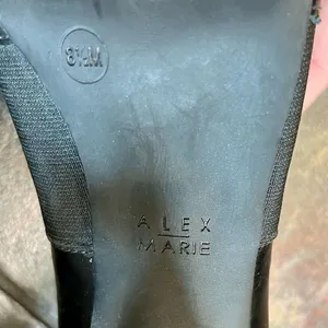 Alex Marie Black High Heel Pump Elastic Strap Size 8.5 M thumbnail 8