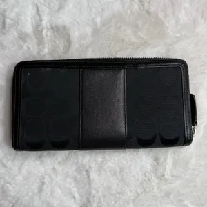 COACH y2k Black Canvas Leatherware Legacy Signature Wallet thumbnail 2