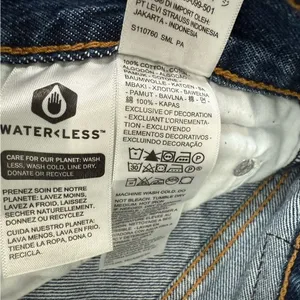 NWT Levi's Ribcage Straight‎ Ankle Jean Super HighRise Distressed Blue 29 x 27 thumbnail 9
