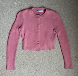Cardigan thumbnail 1