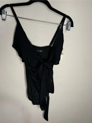 Aerie‎ NWT Black Wrap Full Coverage Front Cutout One Piece Swimsuit thumbnail 2