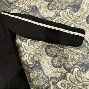 DKNY Puffer Black coat jacket size small , be proactive for fall & winter :) thumbnail 7