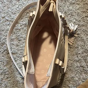 Tory Burch Thea Small Convertible Tote in Sweet Melon thumbnail 8