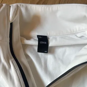 Cider White and Black Quarter-Zip Pullover thumbnail 2
