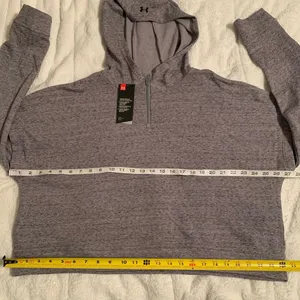 Under Armour 1/4 zip Cropped Hoodie thumbnail 13